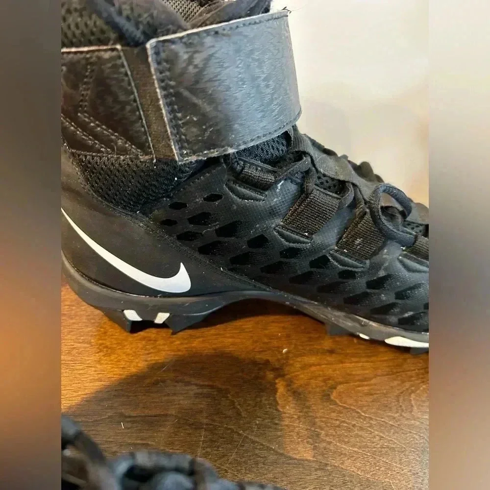 Nike Force Savage 2 Shark Mens Football Cleat Aq7722-001 Sz 9.5 Black Fast Flex.